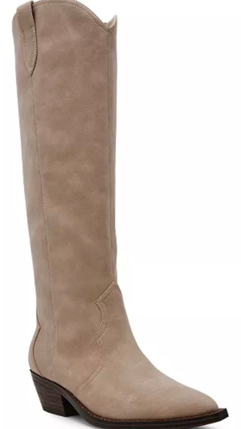 @Macys 
Boot sale