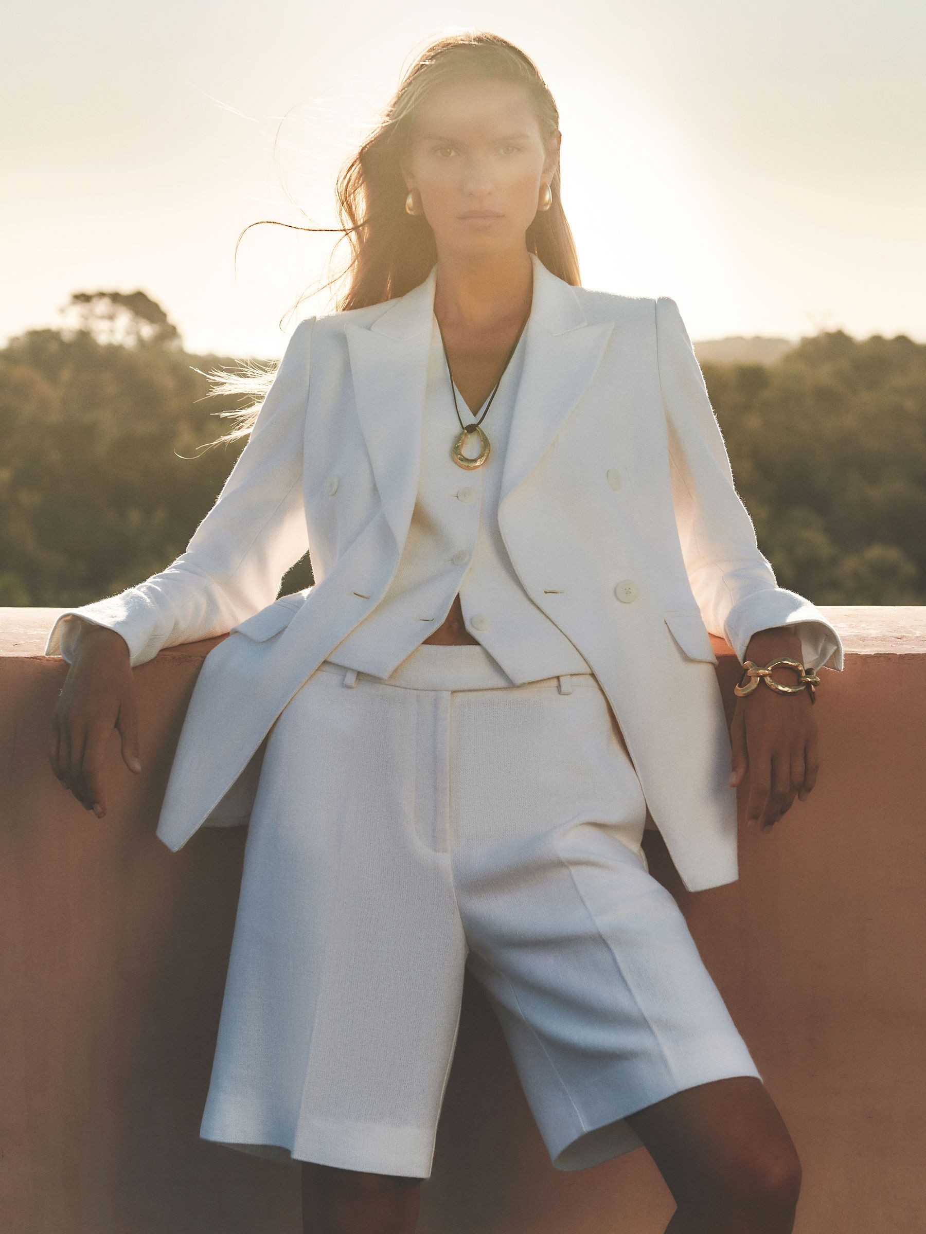 Reiss Linen-Blend Bermuda Shorts in White - REISS | Reiss UK