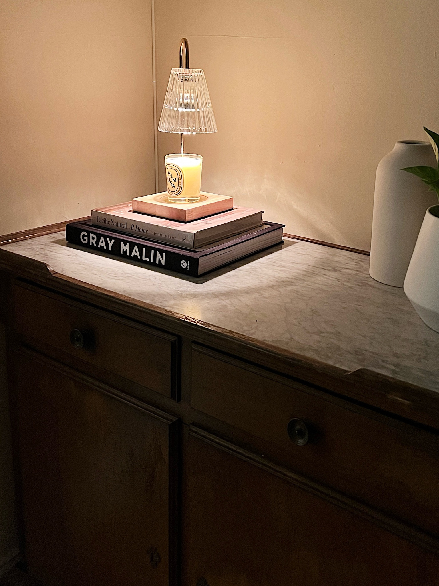 The day started slow, then came a spontaneous Facebook Market find with this beautiful antique Carrara marble top bar/cabinet!! It was stashed away in storage and the owner actually delivered it from Brooklyn. I can’t wait to turn it into a bar/entryway piece with some cute decor piece 

#LTKhome