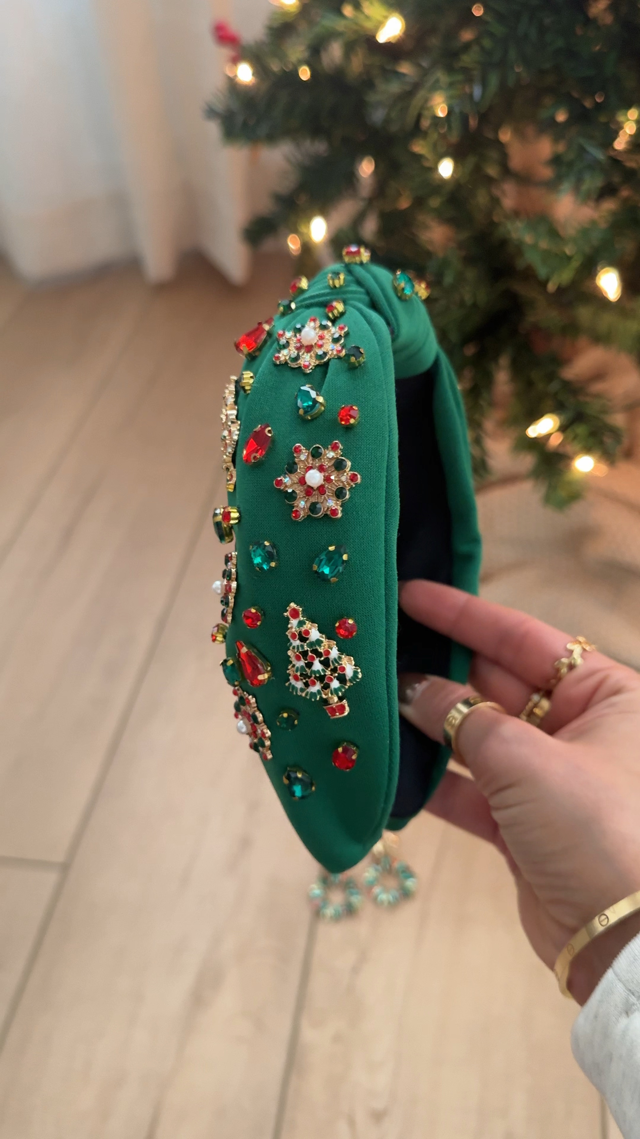 Amazon holiday accessories. Amazon Christmas earrings. Amazon bow earrings. Amazon Christmas headbands. Gift ideas for her. Stocking stuffer ideas. Gift for best friend. White elephant gift.

#LTKHome #LTKCyberWeek #LTKGiftGuide