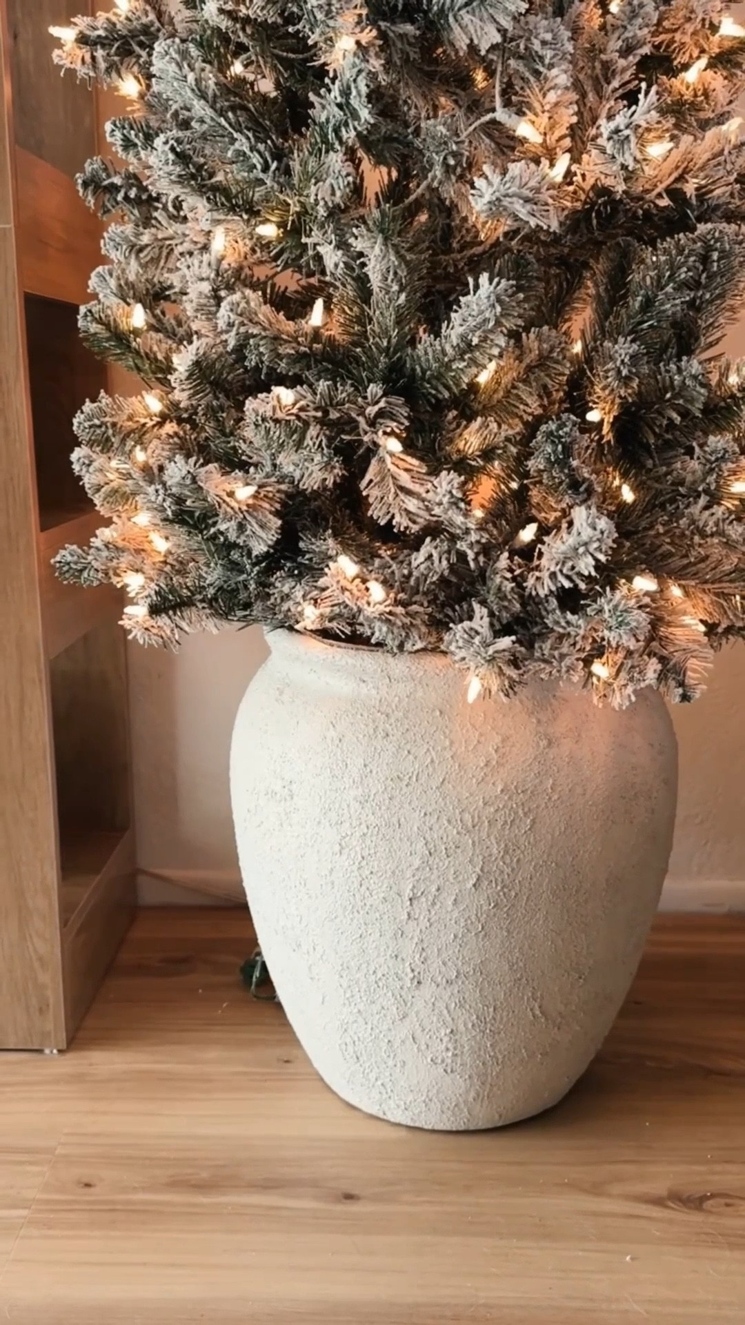 #Christmastree #Christmastreeplanter #Christmastreepot #Christmas 