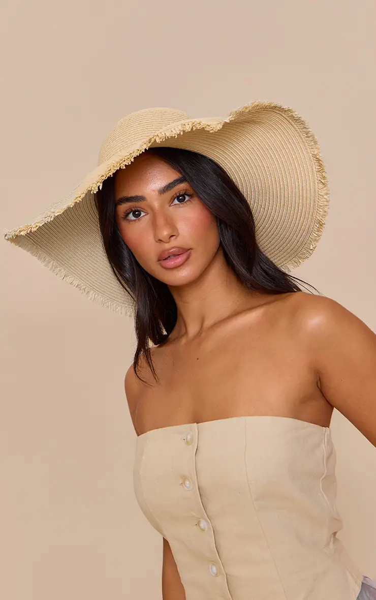 Natural Raffia Frayed Edge Circular Sun Hat | PrettyLittleThing USA | PrettyLittleThing US