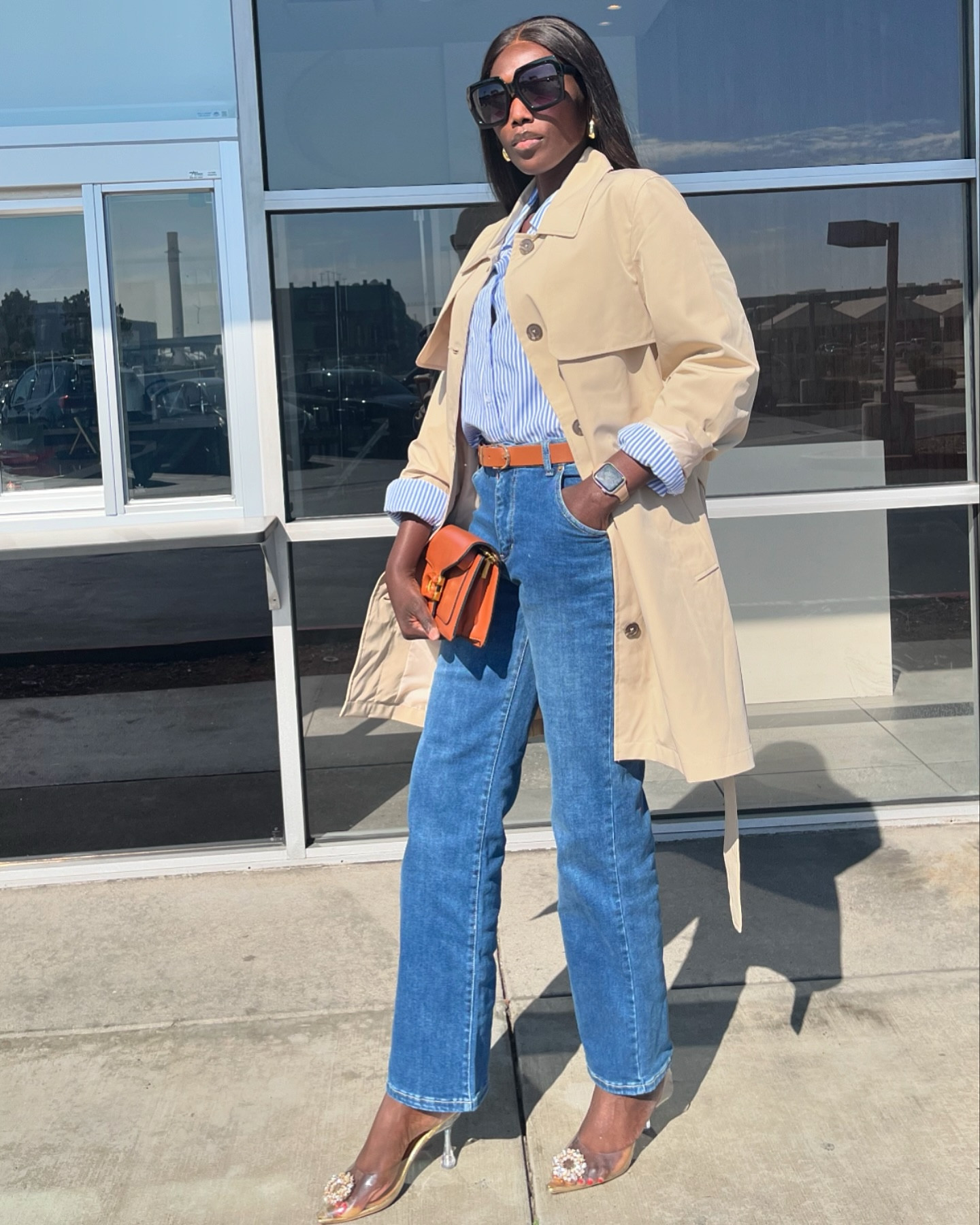 A restful weekend to y’all 🥰

Trench coat & Shirt: @walmartfashion @walmart 
Jeans: @zara | Shoe & Belt: @shein_us 
Bag: @coach | Sunnie: @amazon 

#autumnoutfitinspo #autumnoutfitideas #autumnootd #autumnstyling #stylingreels #falloutfitinspo #falloutfitideas #fallootd #londonfashion #lafashion #shopltk #casualchic #classicstyle
