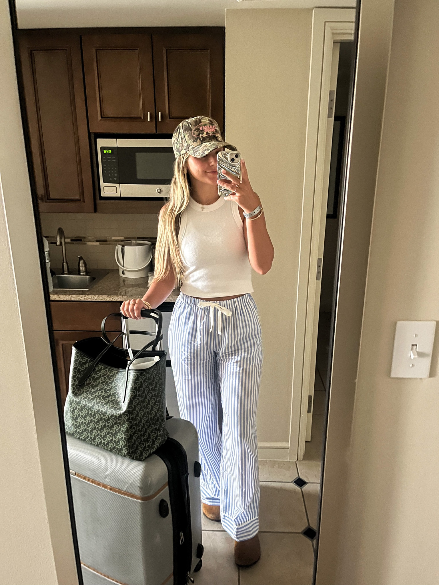travel fit! ✈️🩵✨

#LTKstyletip #LTKtravel