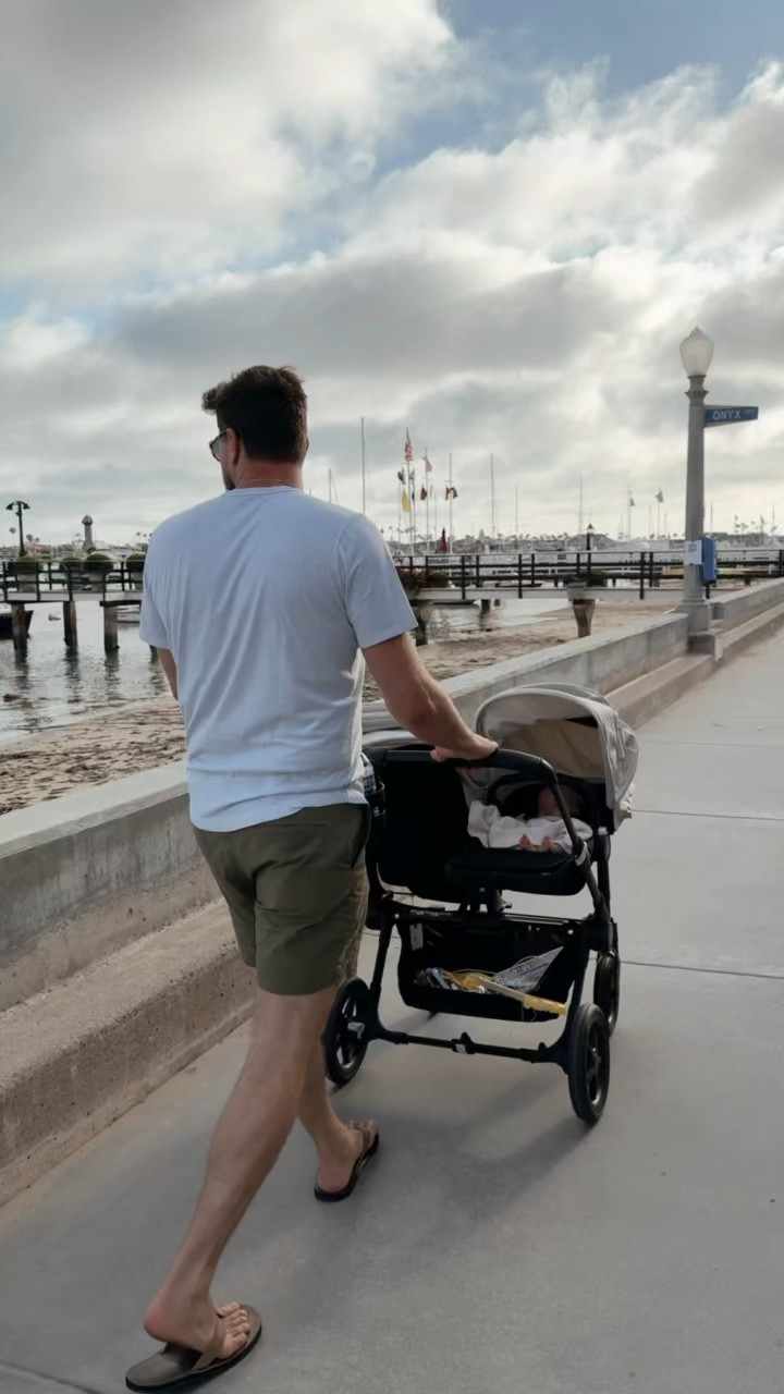 Need a Father’s Day gift idea? 

Treat your favorite guy to an updated look! 

— Kimberly | Team AF 

#LTKStyleTip #LTKSeasonal #LTKFindsUnder100