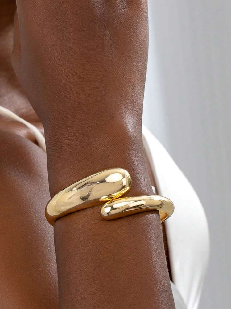 $3.10

Save $0.15 off this item after joining.

1 Pc Snake Design Minimalist Golden Color Metal Open Cuff Bangle Bracelet For Women
4.95
(60)
#17 Bestseller
in Casual Women Bangles

Color: Gold










Qty:

 | SHEIN