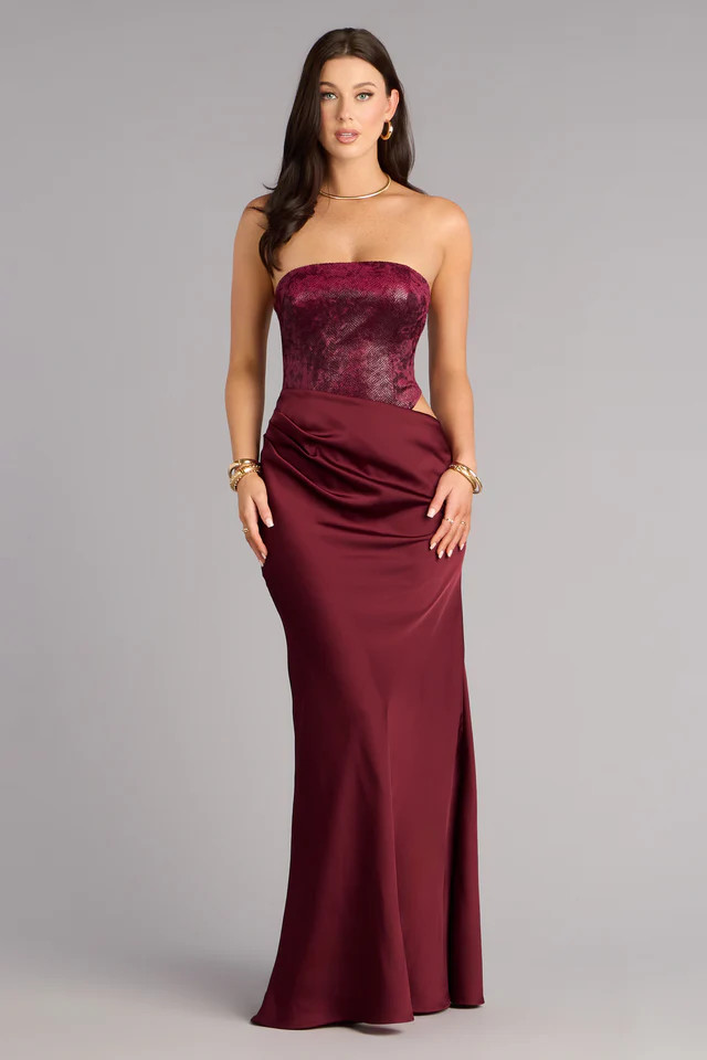 Kairi Strapless Mermaid Satin Formal Dress | Windsor Stores