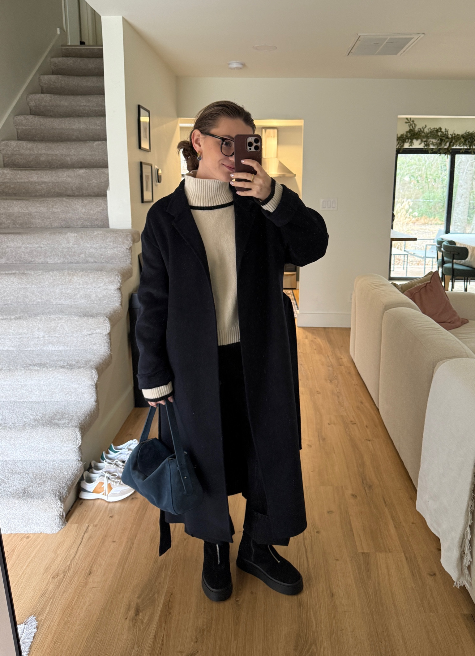 Warm winter outfit

Jeans / sweater / long coat / warm boots 
/ suede bag

#LTKStyleTip #LTKSeasonal