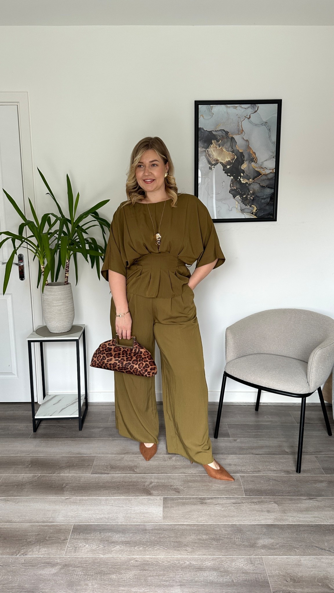 Olive coord 
Size 16 

#LTKuk #LTKspring #LTKstyletip
