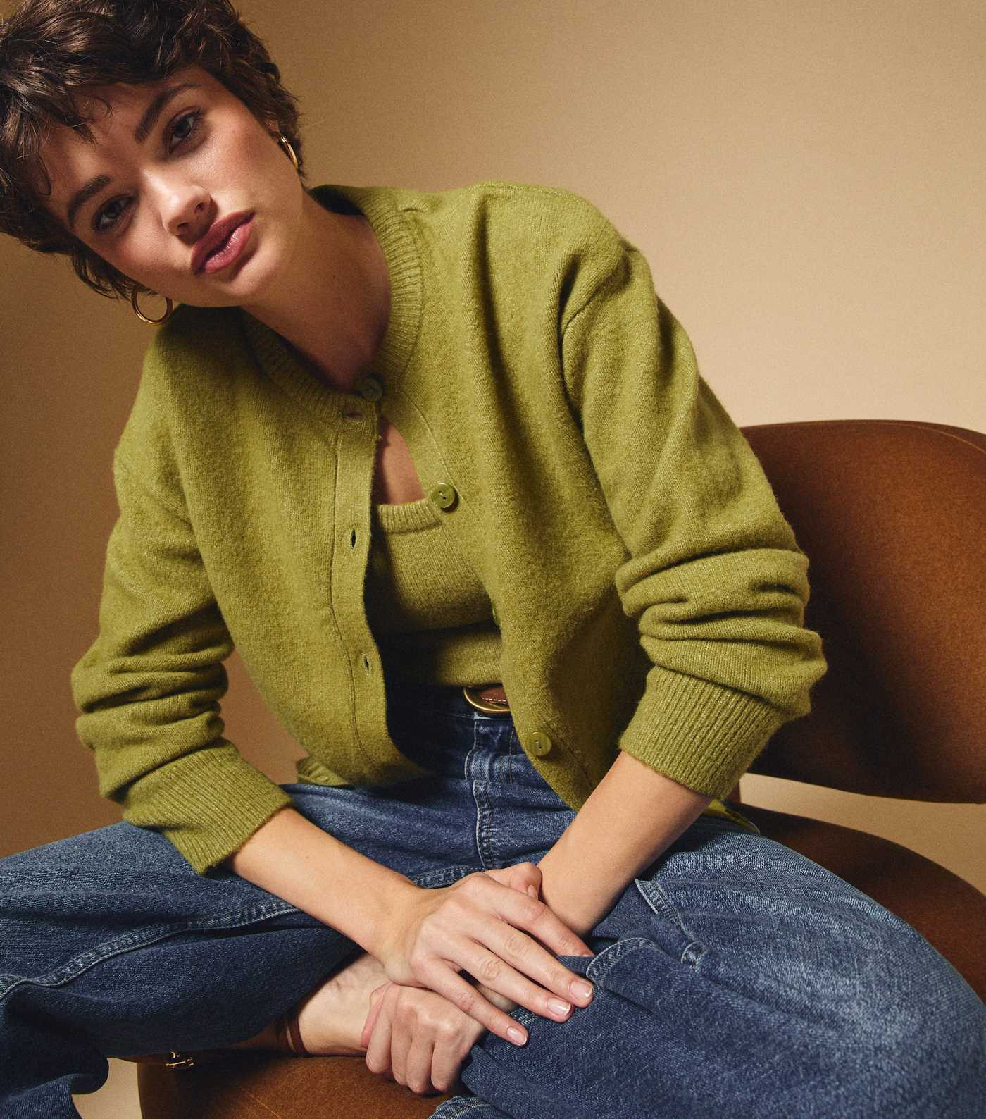 Green Crew Neck Knit Cardigan | New Look | New Look (UK)