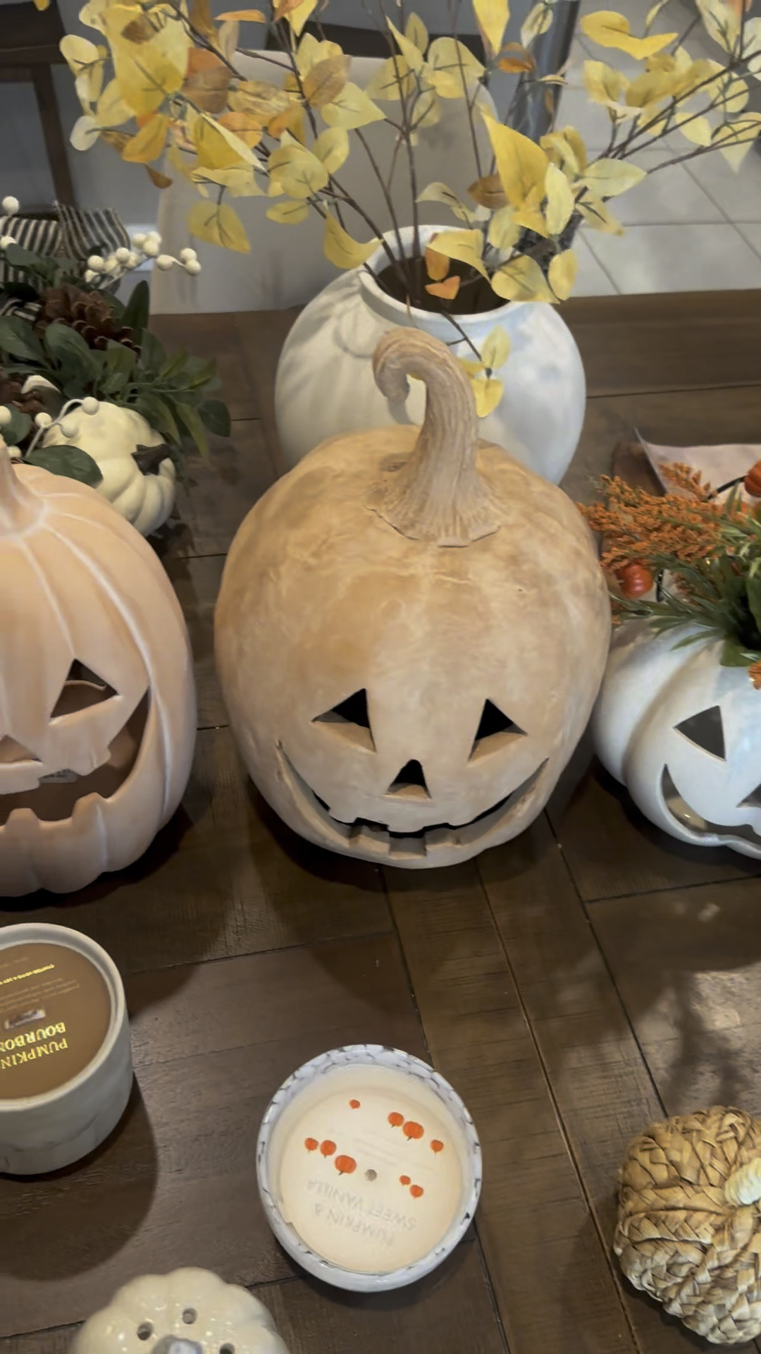 My fall decor! 

#LTKFallSale #LTKHome #LTKStyleTip