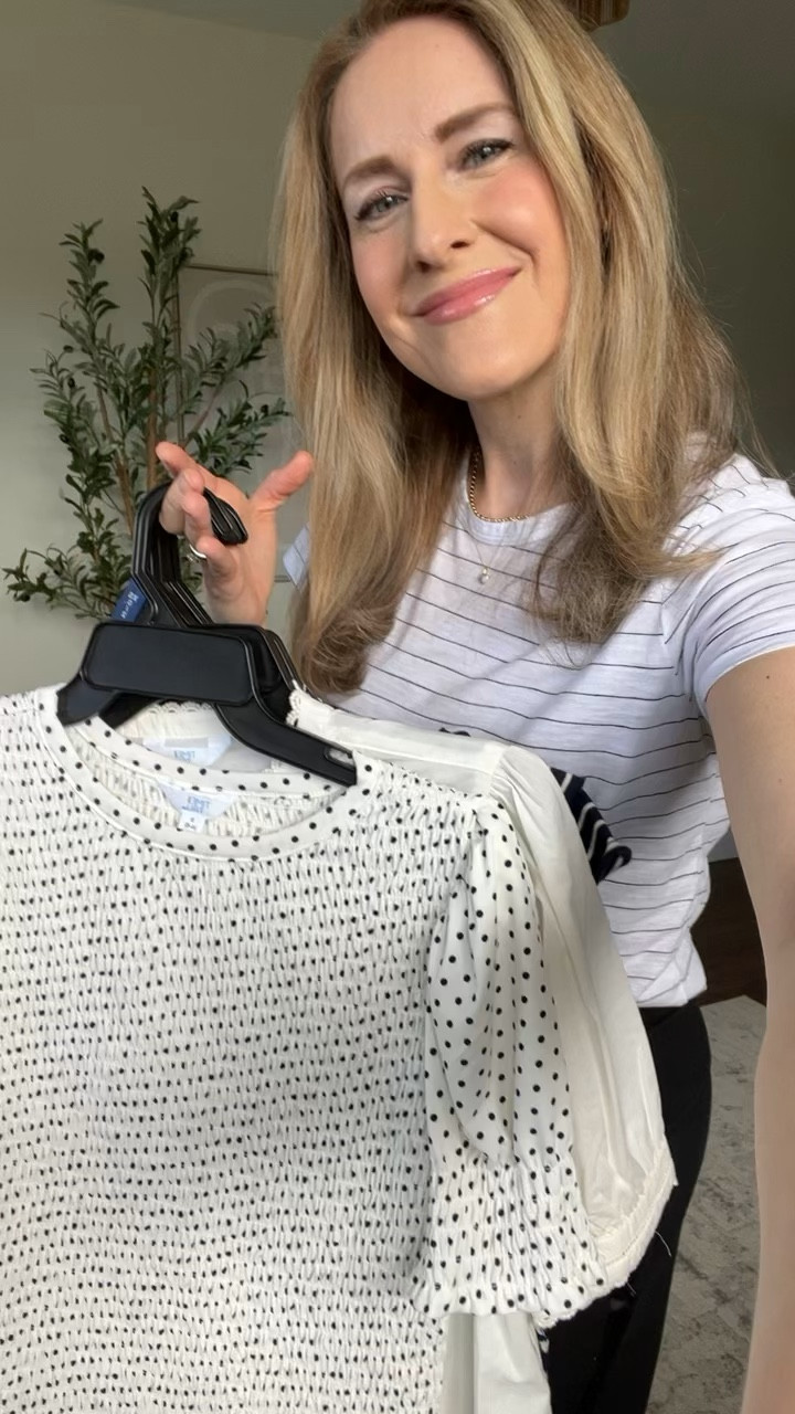 Quick 1 minute preview of this week’s Walmart haul! Tops under $20 (and one dress!). Fit is true to size in each and I wear a small. #walmartfashion 