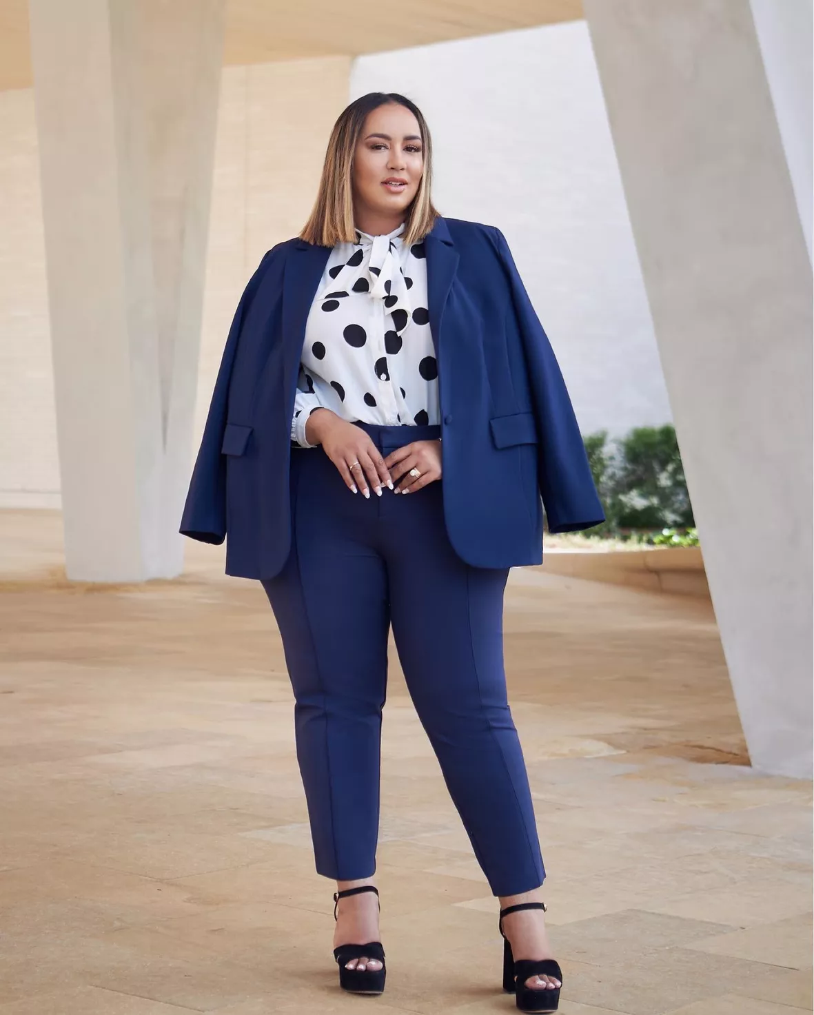 Костюмы женские 2024 тренды модные фото Костюмы женские 2024 тренды модные фото