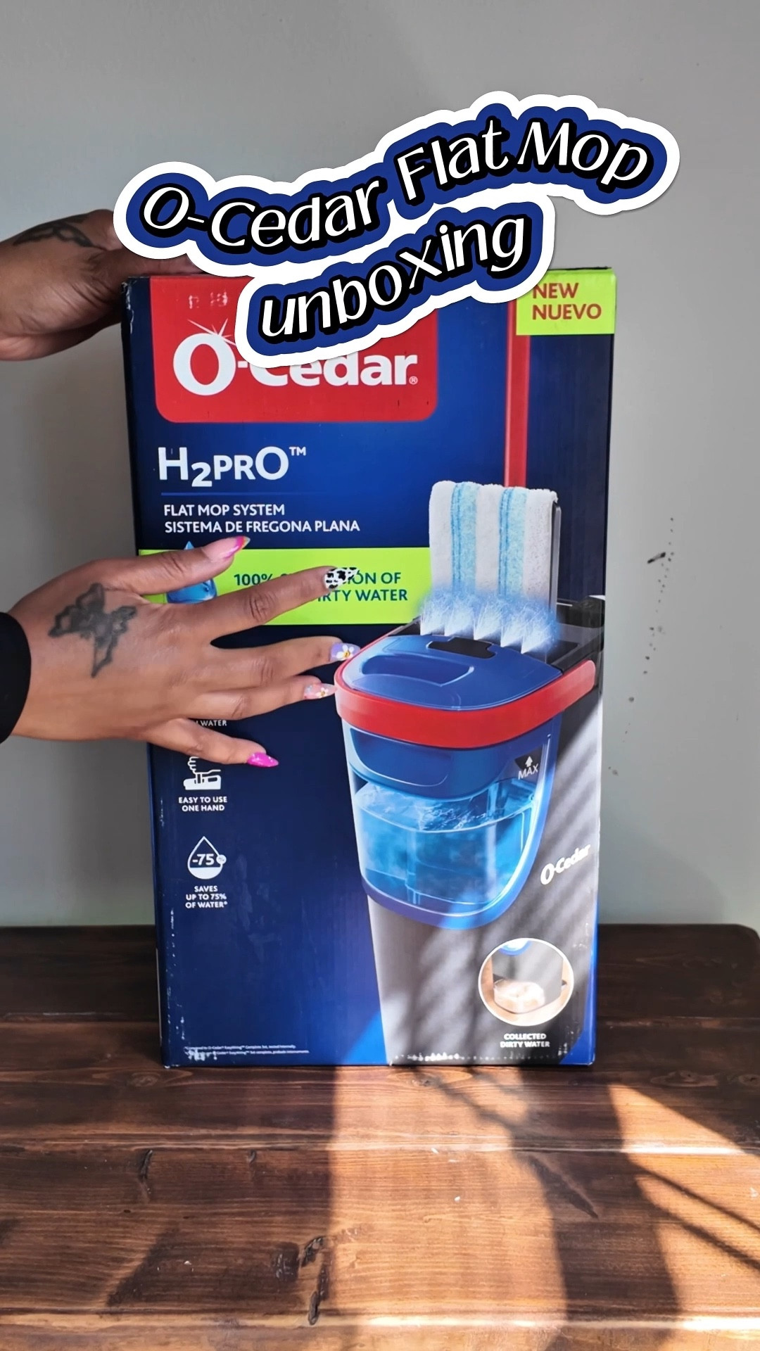 O-Cedar Flat Mop is a MUST-HAVE for those quick clean ups or keeping those dirty walls in tact if you have toddlers!
#springcleaning