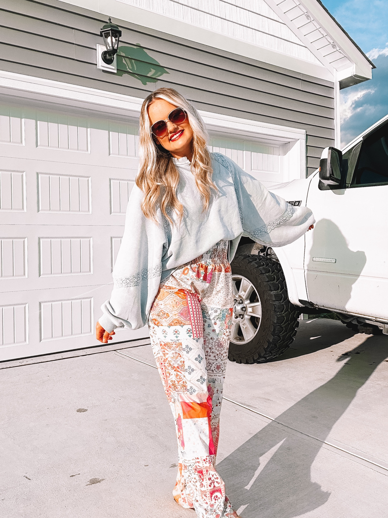 Patchwork wide leg pants are in!
These are the perfect amount of flowy for spring & summer! 🌼🧡🫶🏼
#patchwork
#patchworkwidelegpants #widelegpants #patchworkprint #patchworkpants #summerootd #springootd #springfashion #flowypants #TikTokShopLoveAtFirstFind
#tiktokshopcreatorpick #giftguide
#ttsdelightnow #OOTD #ootdinspo
#outfitinspo #fashioncreator #fashioncontent #brightboho #bohofashion #beachootd #beachoutfit

#LTKFindsUnder50 #LTKStyleTip
