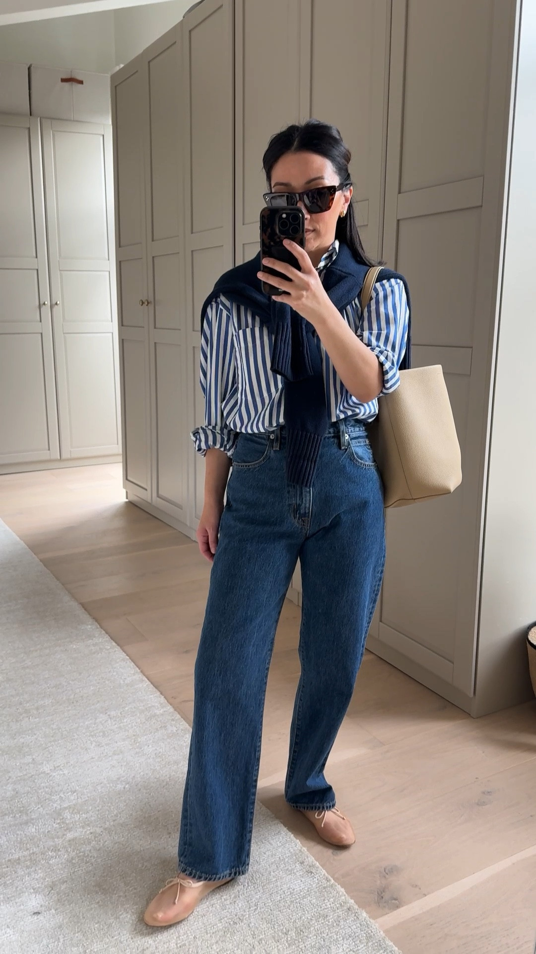 Elevated spring basics. Spring ootd.

Gap Big Shirt petite xs
Silvrlake London Crop jeans 26 - size up
Loeffler Randall ballet flats 5 - run narrow
Everlane cotton sweater xs
The Row N/S Park tote in Medium
Celine sunglasses
Quince Earrings
Dorsey James necklace 15"

Spring outfits, petite style, spring style 


#LTKootd #LTKmomlife #LTKPetite