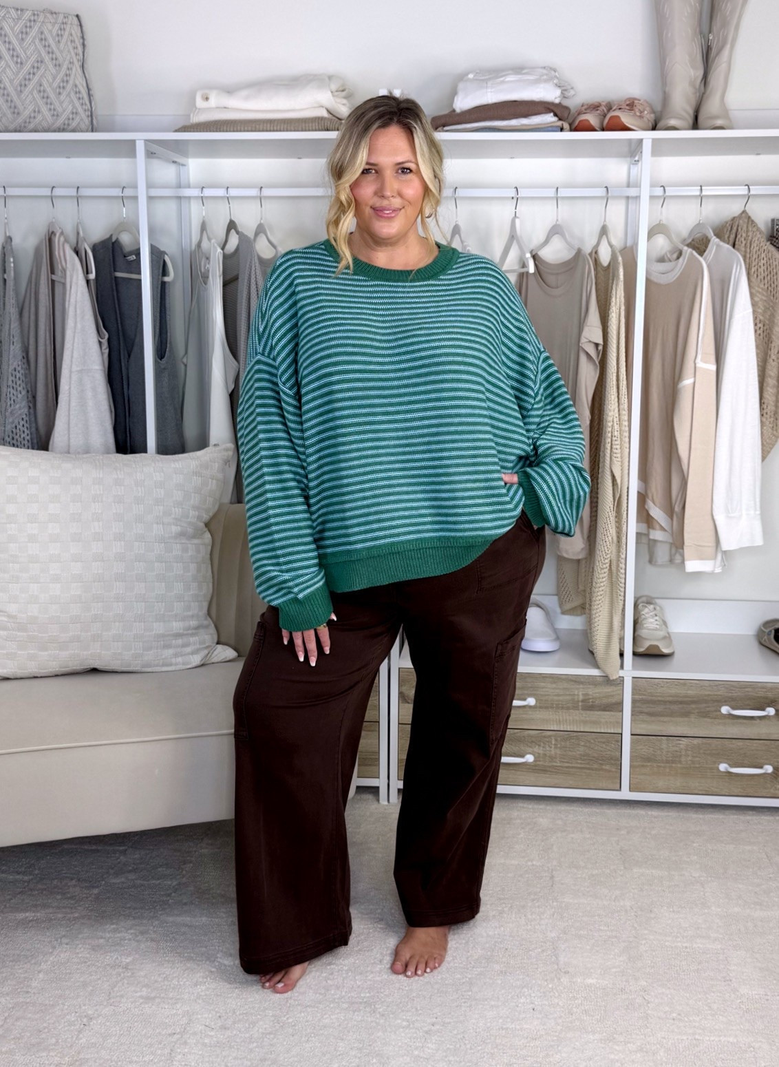 American Eagle haul. Wearing an XXL in everything! Plus size, outfit inspo, fall fashion, mom life, apron belly
