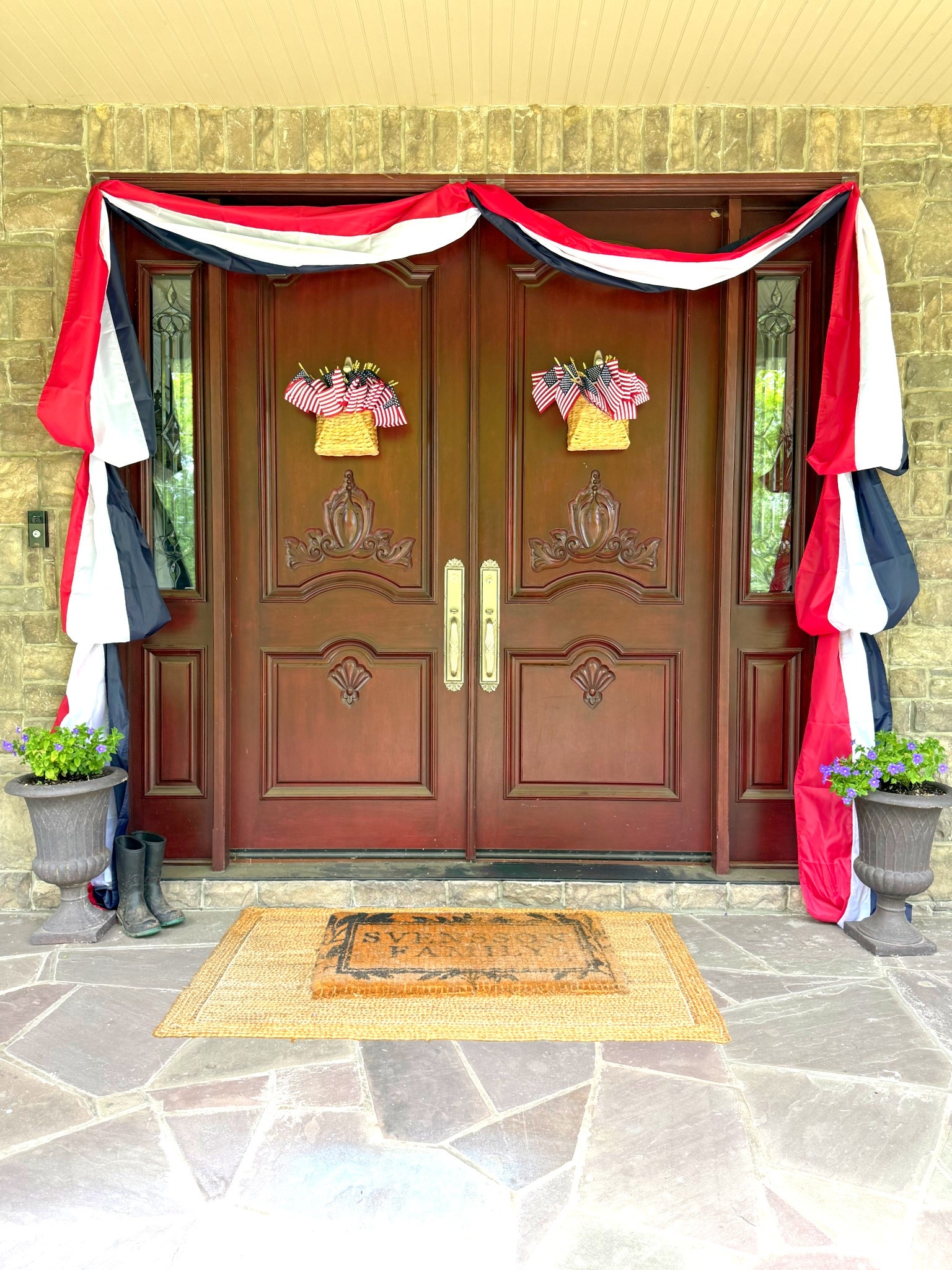 Fourth of July Front Door decor 

#homedecor #fourthofjuly #frontdoordecor

#LTKSeasonal #LTKHome