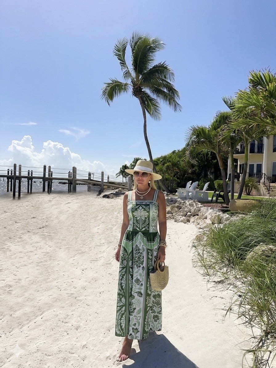 One of my favorite dresses I wore on Vacation - so flattering and love the color! 

#LTKPetite #LTKootd #LTKTravel