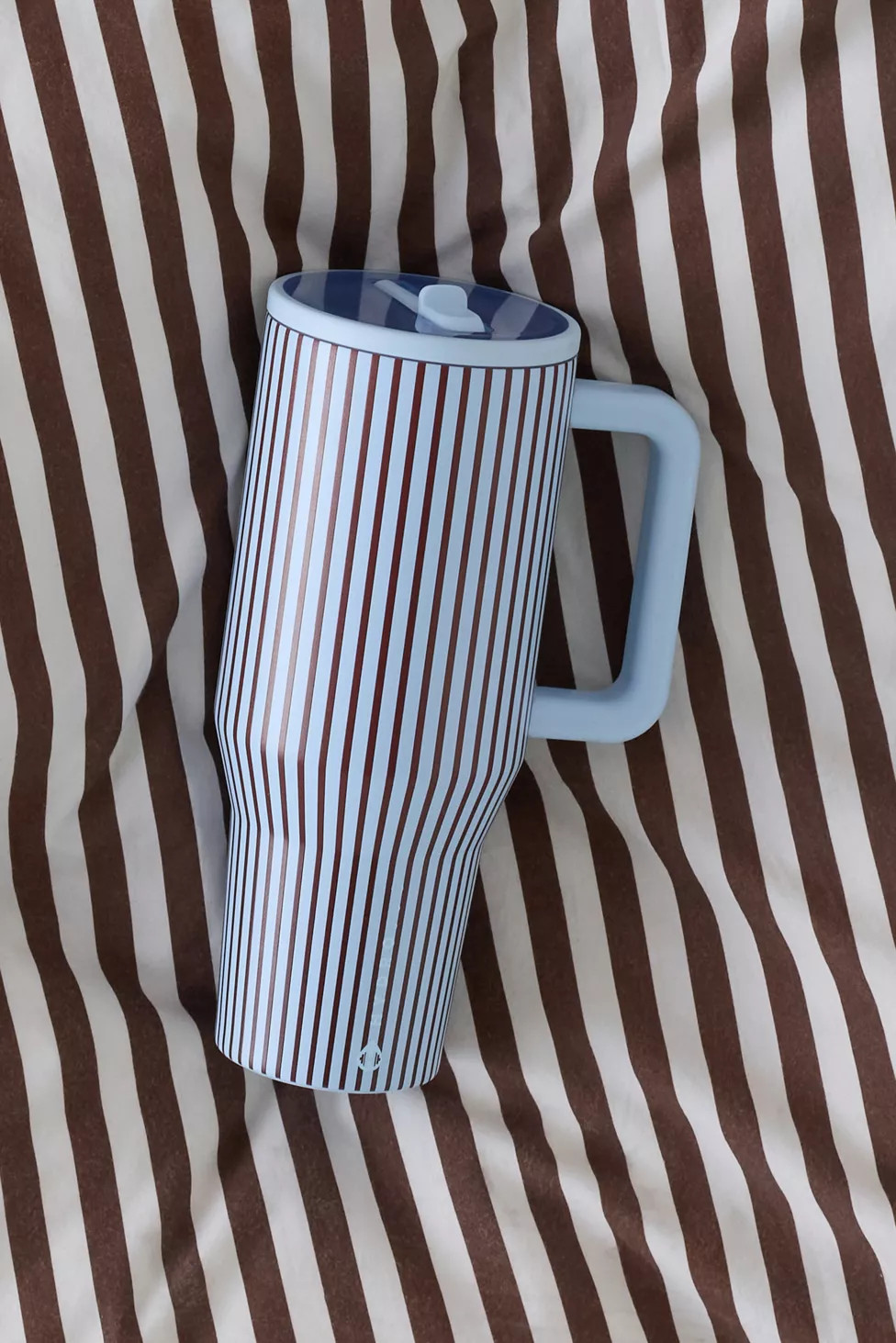 HydroJug UO Exclusive Striped 40 oz Traveler Water Bottle | Urban Outfit | Urban Outfitters (US and RoW)