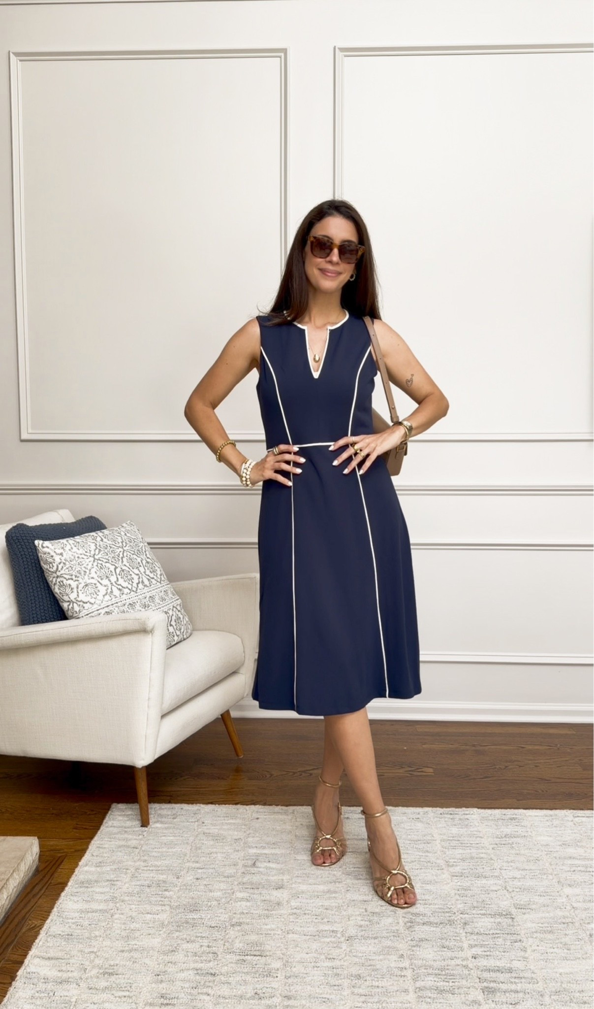 polished summer dress that does all the work for you 💙✨

  elevated, expensive-looking feel, and the fit is so flattering. Just add a pair of sandals, a tote, and your favorite accessories and you’re ready for brunch, summer events, date nights, or vacation dinners.

#LTKStyleTip #SummerStyle #ClassicStyle #CapsuleWardrobe #EffortlessStyle #SummerDress #ElevatedBasics #LTKFinds #MomStyle #ClassicFashion #4thofjuly