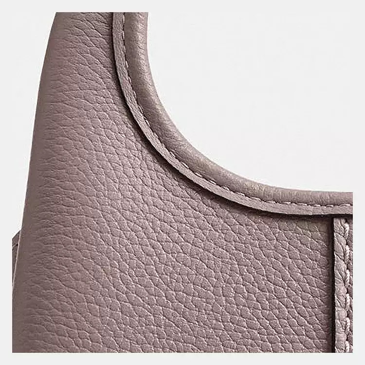 Lana Shoulder Bag 19 | Coach (US)