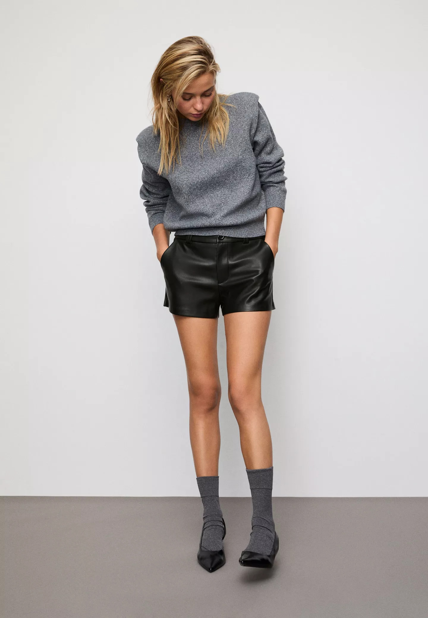 Leather effect mini shorts - Women's fashion | Stradivarius United Kingdom | Stradivarius (UK)