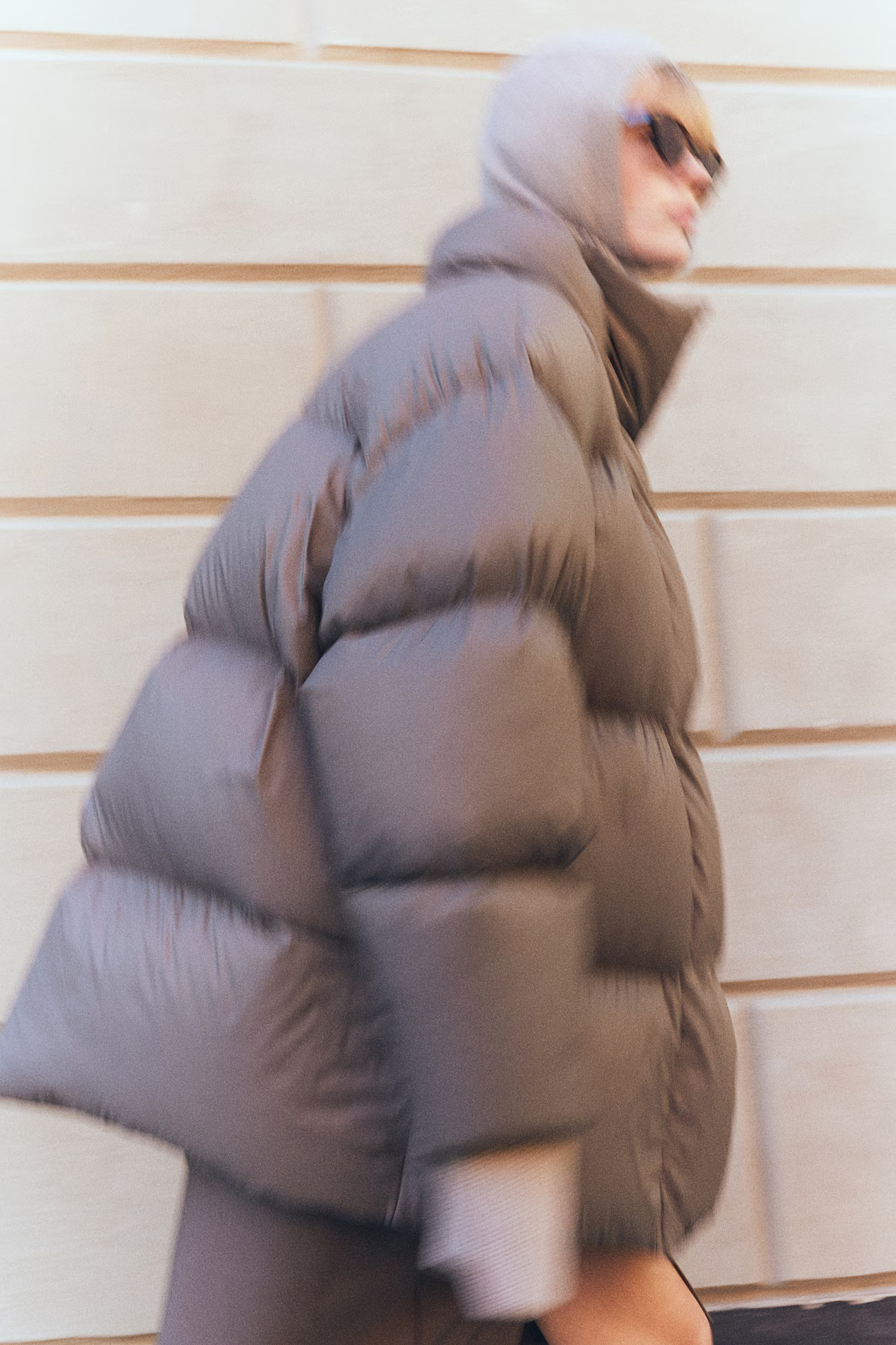 Oversized down puffer jacket | H&M (UK, MY, IN, SG, PH, TW, HK)