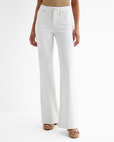 Mid Rise White '70s Flare Jeans | Express