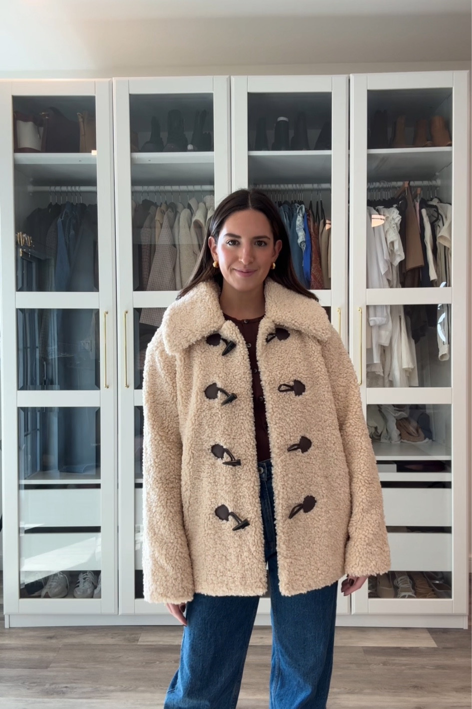 Size xsmall 

Sherpa jacket 

#LTKSeasonal #LTKHoliday #LTKStyleTip