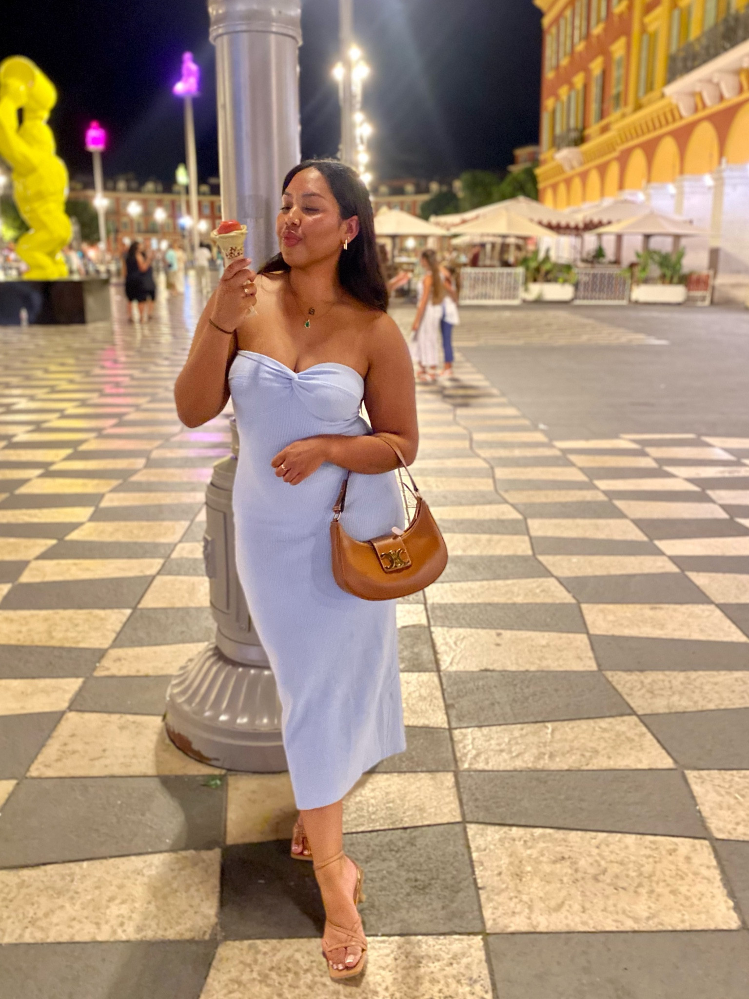 It’s always time for gelato 
#amazonfashion #ltkeurope #europeansummer 