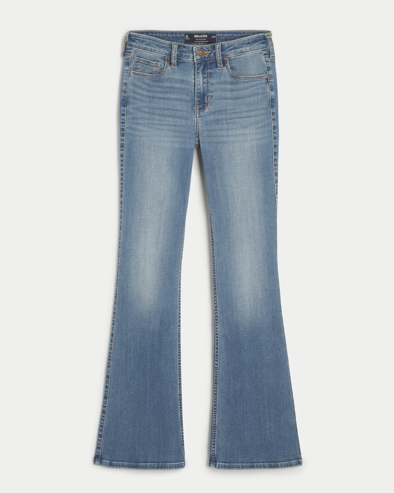 Mid-Rise Medium Wash Boot Jeans | Hollister (US)