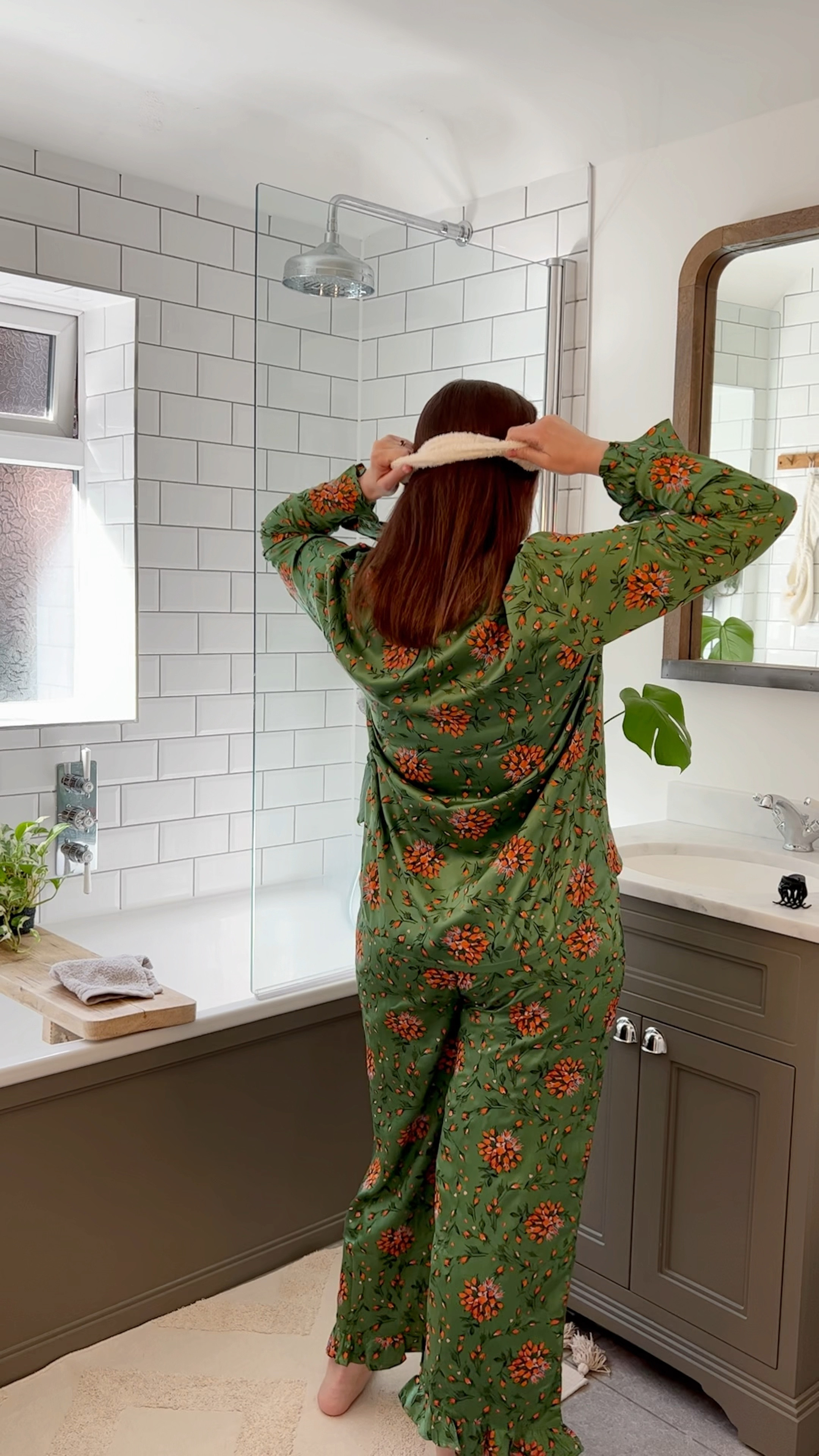 Skincare routine in printed pyjamas, using a gel cleanser and moisturiser 

#LTKbeauty #LTKskincare #LTKuk