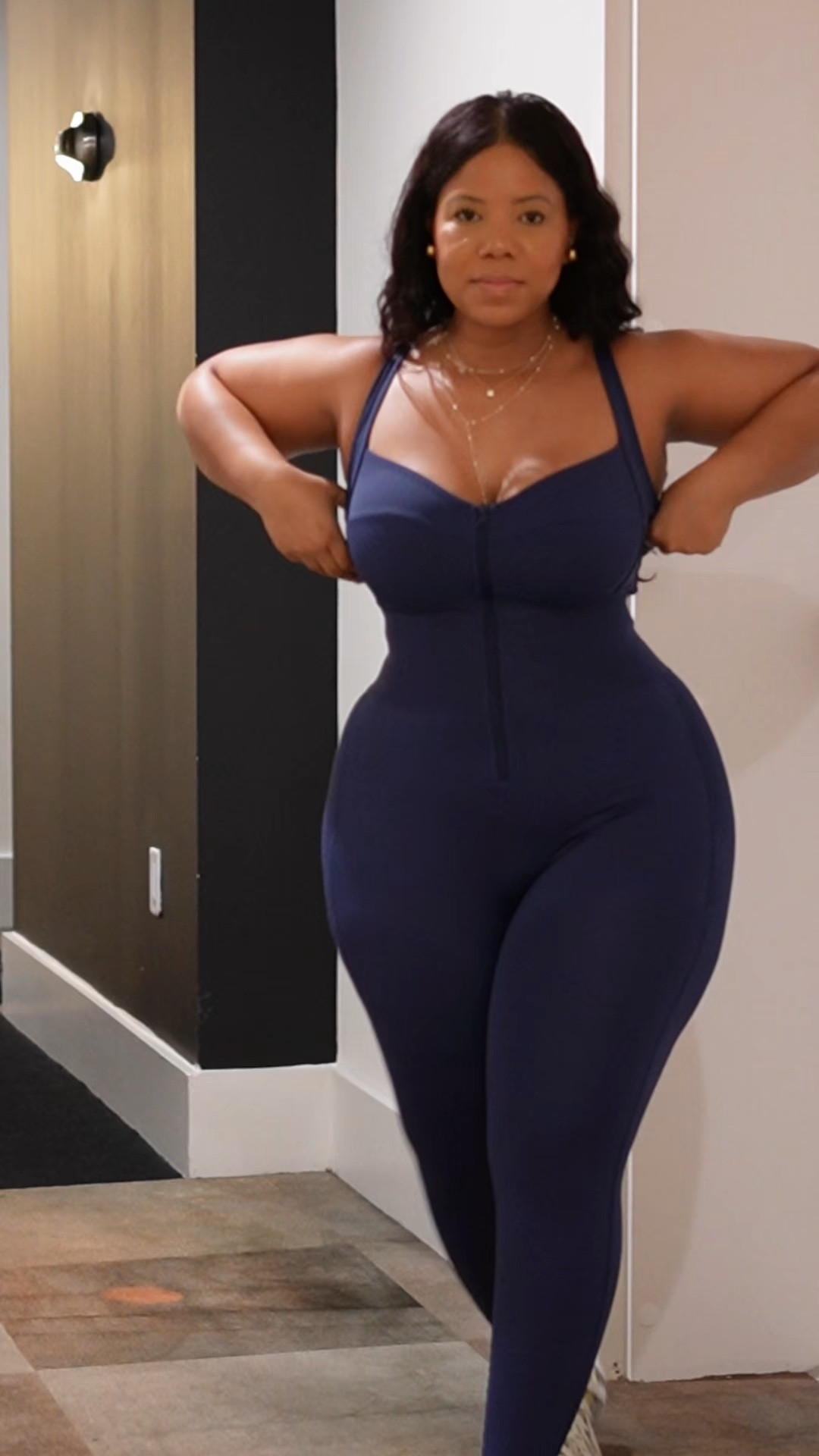 Cute body hugging, waist snatching jumpsuit 


#LTKootd #LTKActive