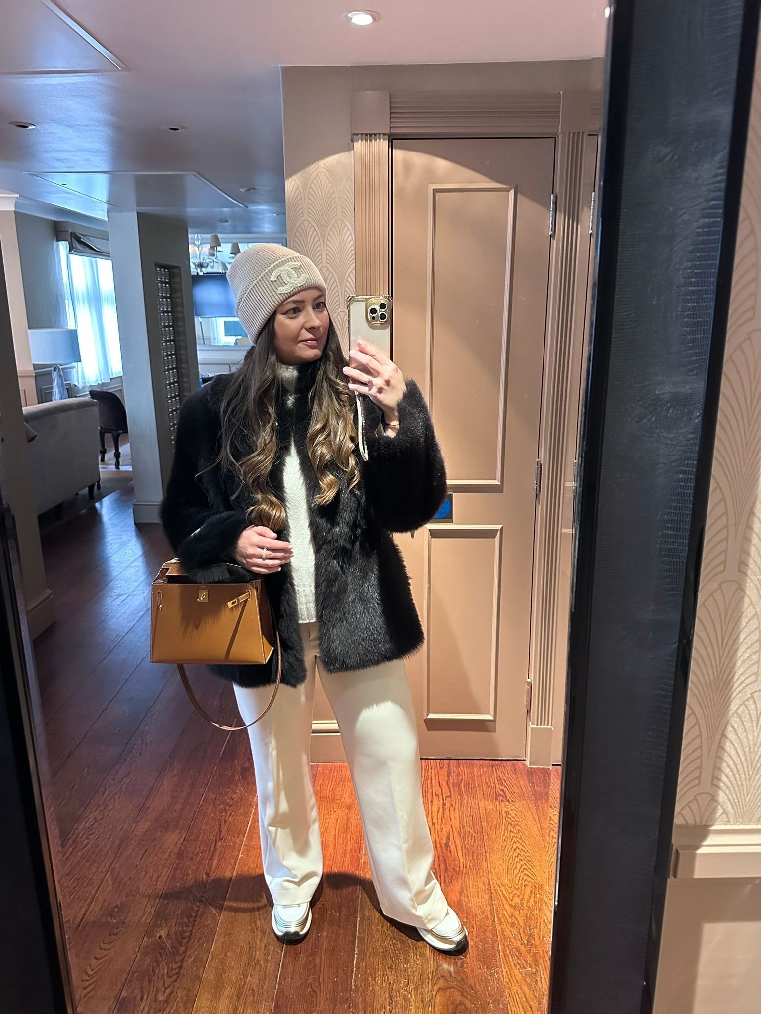 Fur jacket ♠️

#LTKdeutschland #LTKwinter #LTKstyletip