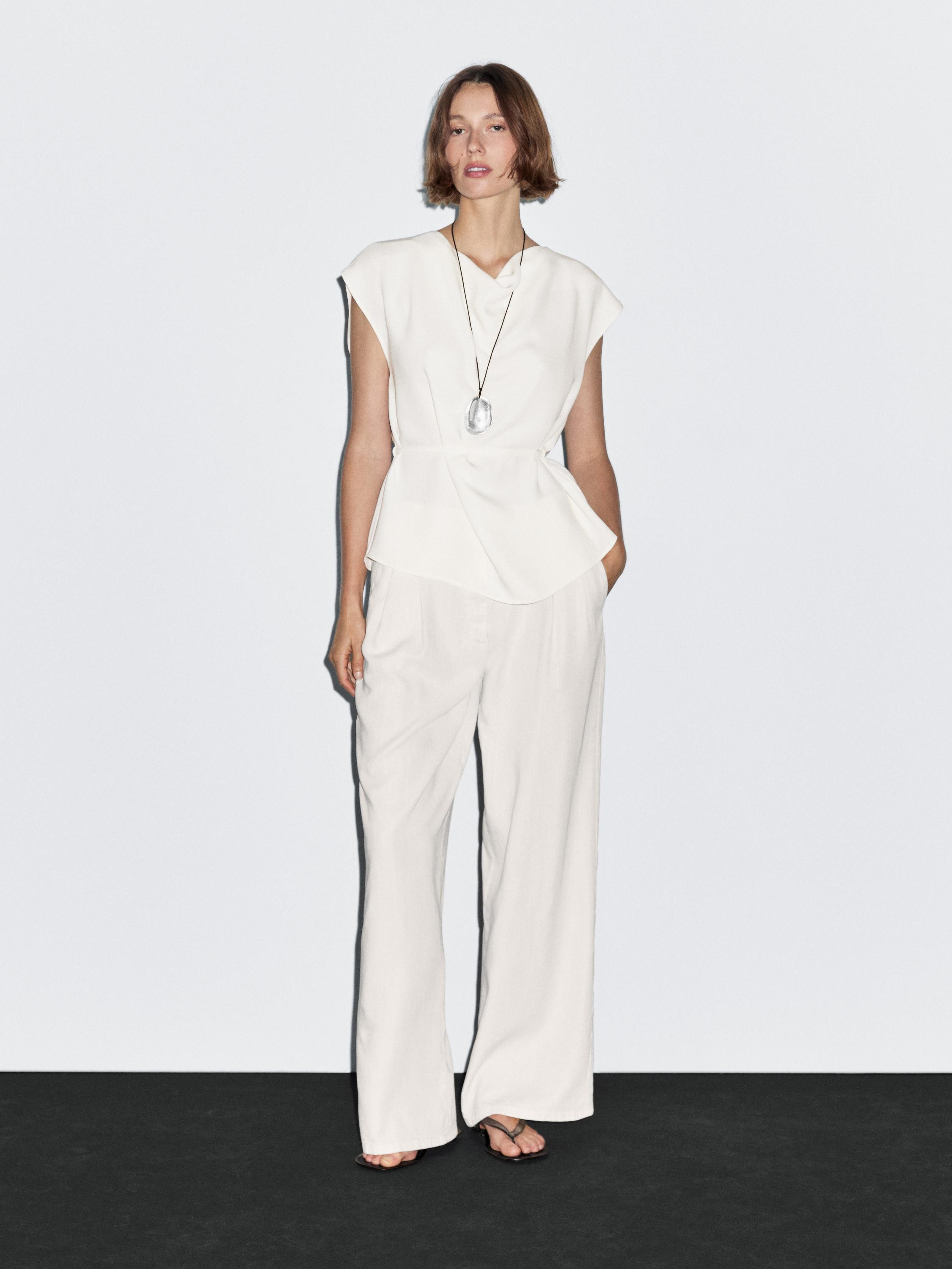 Wide-leg trousers with double dart | Massimo Dutti UK