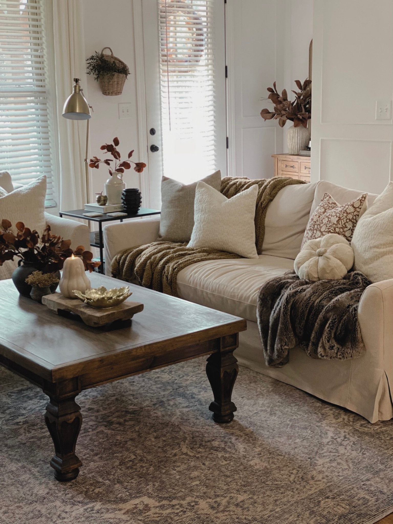 Fall living room 

#LTKhome #LTKSeasonal