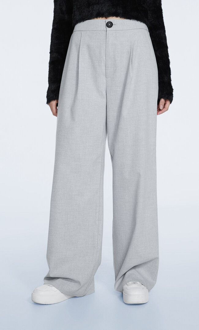Trousers with turn-down waist - Women's fashion | Stradivarius United Kingdom | Stradivarius (UK)