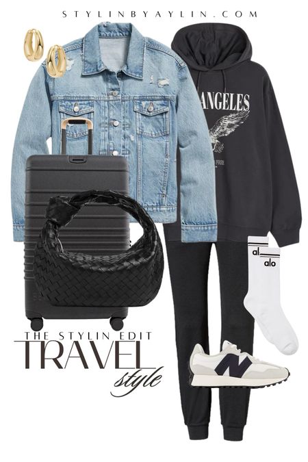 OOTD- Travel edition, casual style, hoodie, leggings, athleisure, sneakers #StylinbyAylin #Aylin


#LTKstyletip #LTKtravel #LTKSeasonal