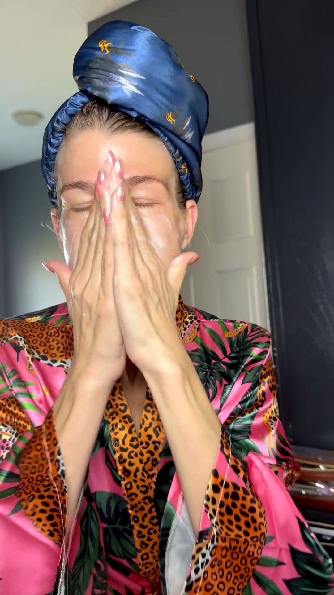 Clean the day off in the best wayy

#LTKselfcare #LTKOver40 #LTKBeauty