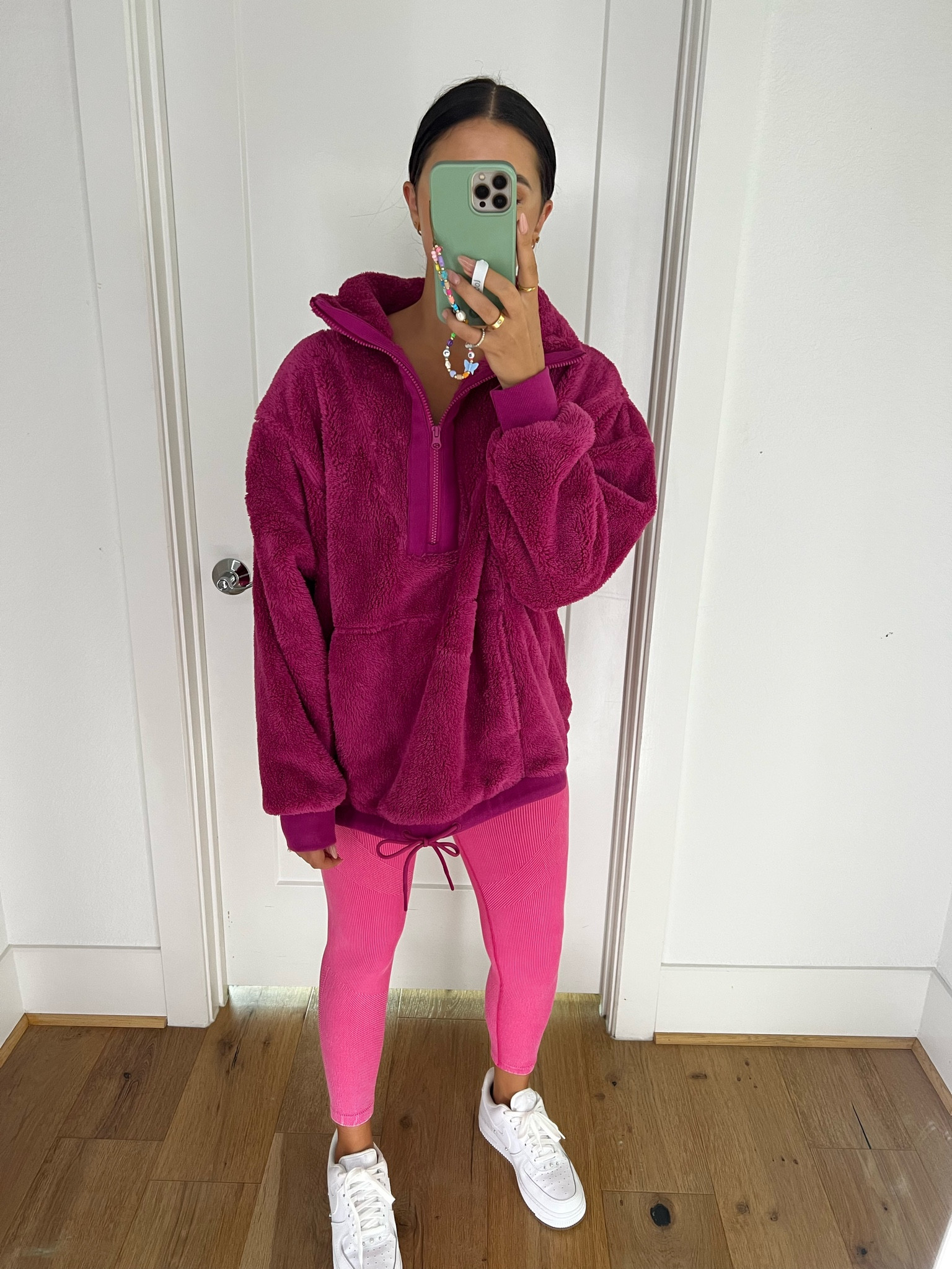 Top: medium 
Leggings:medium

Dressupbuttercup.com

#dressupbuttercup 

#LTKsalealert #LTKunder100 #LTKSeasonal