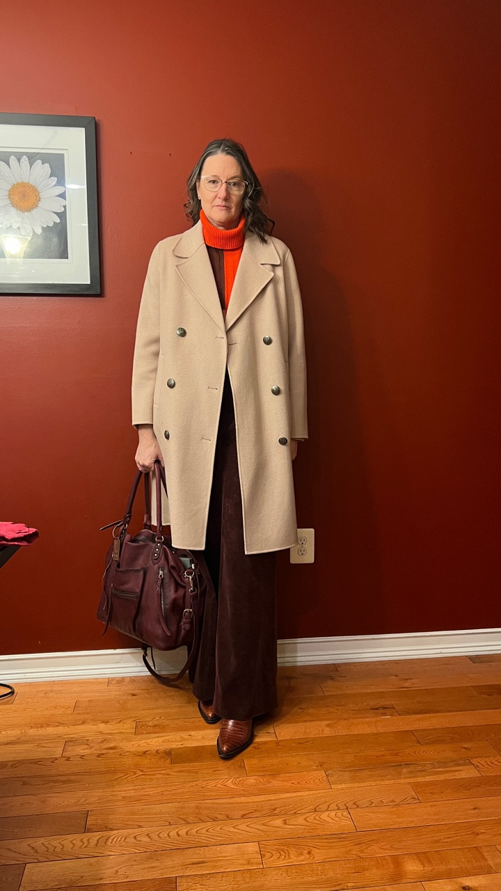 Seriously overdressed for the weather we actually had today. All this talk of below freezing temps and 20” of snow got to me. It was actually 54 degrees and warm when I went to grab lunch! It’s coming though! ❄️ 🥶 #whatiworetowork #workattire #ootd #workstyle #casualworkwear

#LTKOver40 #LTKootd #LTKWorkwear