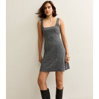 Women's Black Herringbone Jacquard Pinafore Dress New Look | New Look (UK)