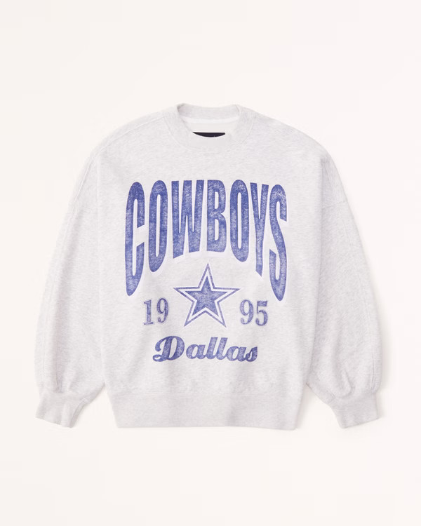 Women's Dallas Cowboys Graphic Oversized Sunday Crew | Women's Tops | Abercrombie.com | Abercrombie & Fitch (US)
