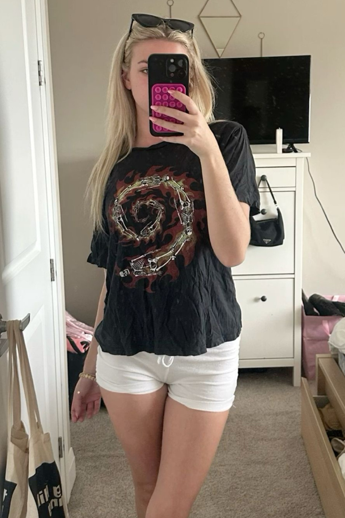 white shorts outfit | summer outfit 2024

#LTKcanada #LTKsummer #LTKbeauty