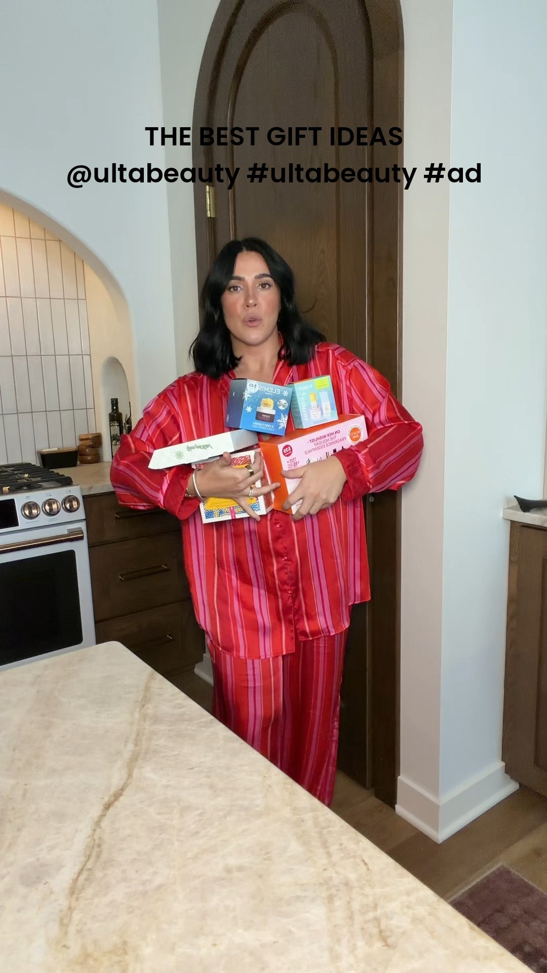 Ulta beauty gift set ideas for everyone. Teacher gift, gift for her, gift for mom, gift for friend, gift for teen, gift for tween. Beauty lover. @ultabeauty #ultabeauty #ad #ulta 

#LTKBeauty #LTKHoliday #LTKGiftGuide