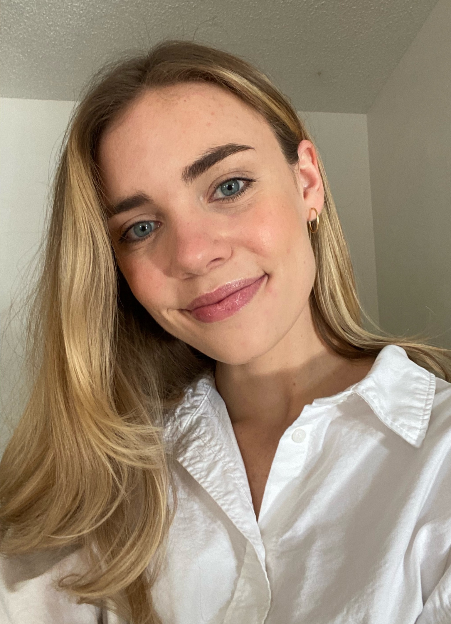 My favorite, most used products! #makeup #bestconcealer #glowy #freshface

#LTKunder100 #LTKbeauty