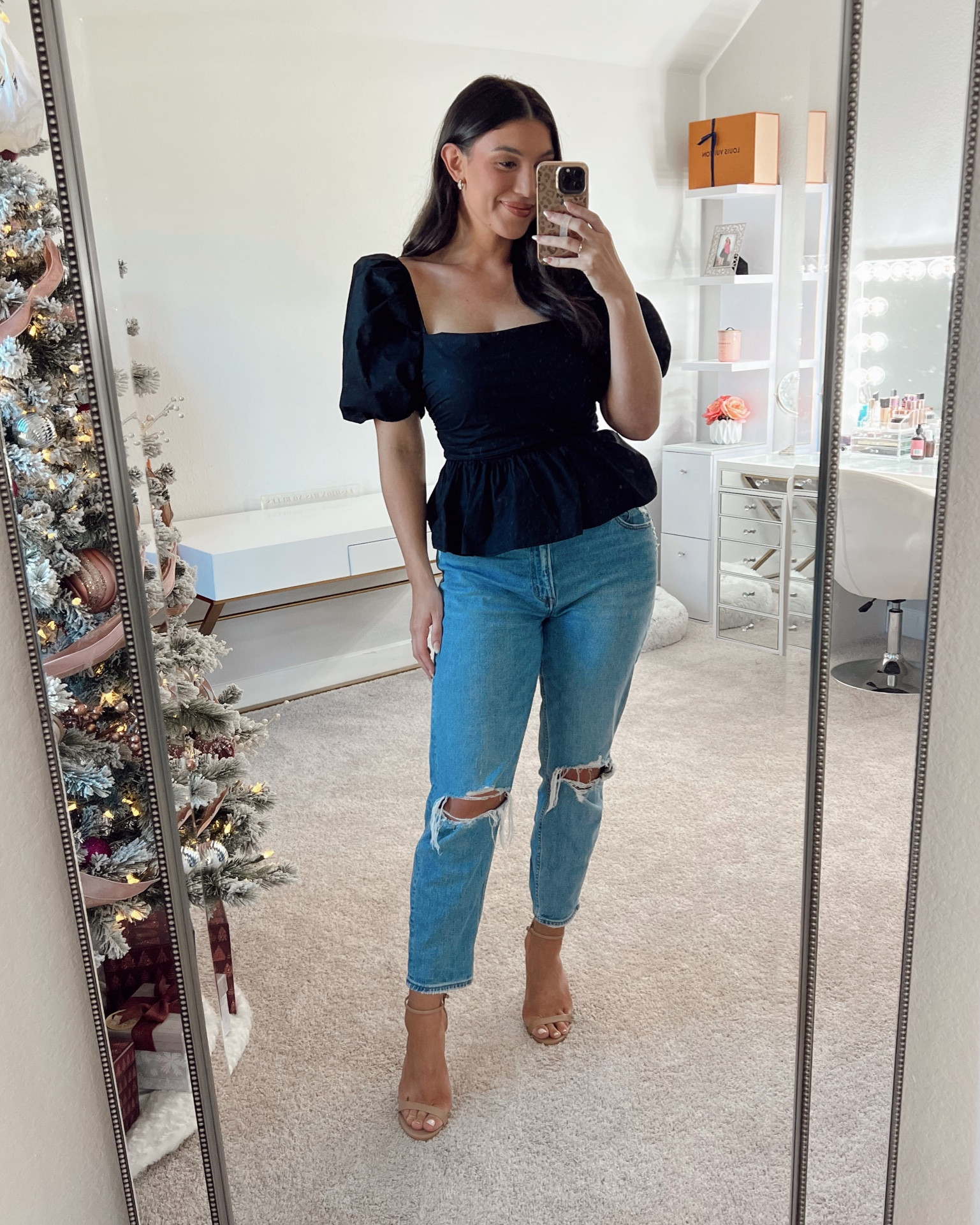 This peplum top is perfect for any season and so figure flattering! I’m wearing a size 10 and it fits perfectly! Stick to your regular size👌🏼

Midsize fashion, curvy style, date night outfit

#LTKmidsize #LTKstyletip #LTKplussize