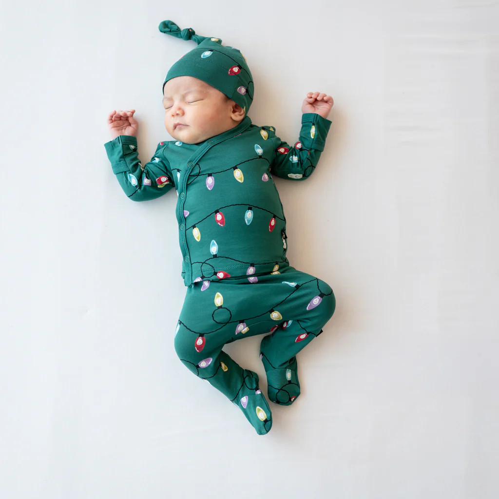 Take Me Home Set with Cap in Merry and Bright | Kyte Baby