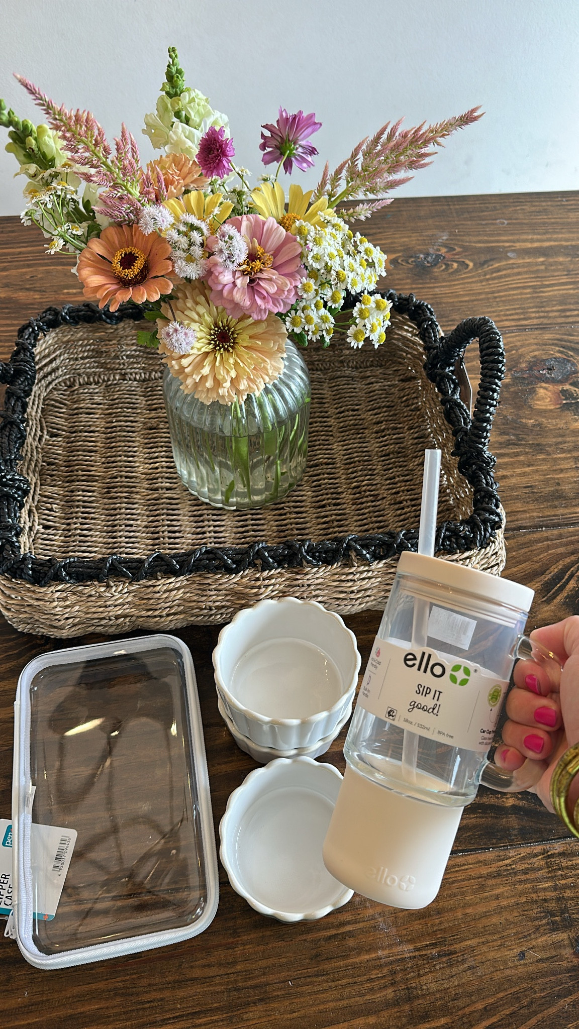 Recent Walmart buys. Walmart home, Walmart iced coffee tumbler, ello glass tumbler, pioneer woman scallop dish ware, hard zip pouch 

#LTKHome #LTKItBag #LTKFamily